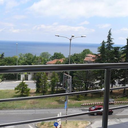 Villa Climate Guest House Varna Extérieur photo