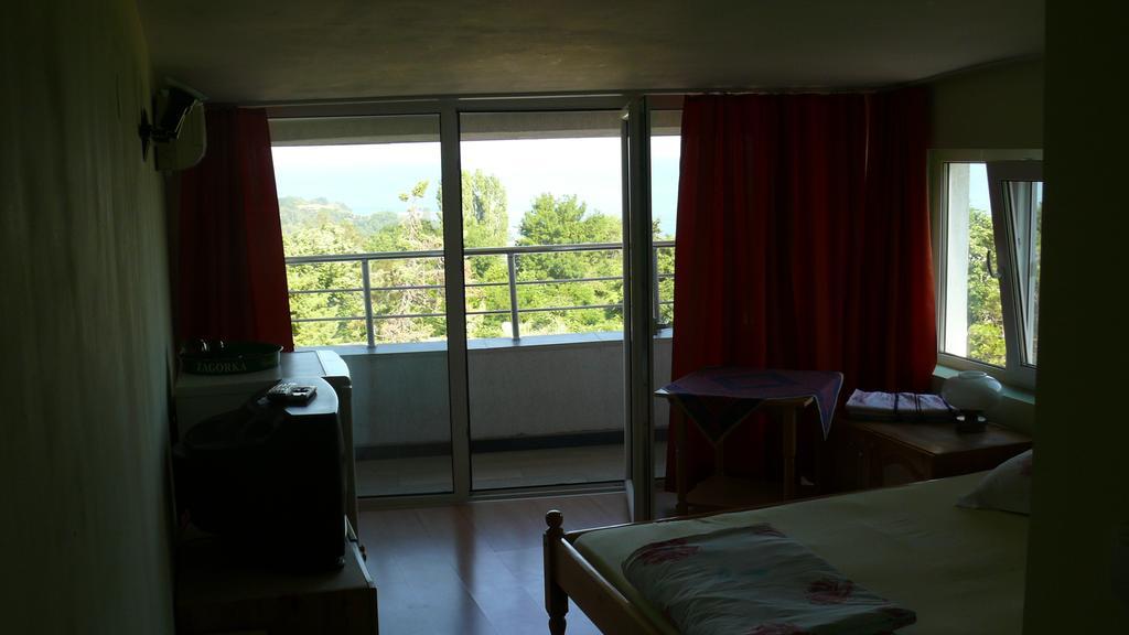 Villa Climate Guest House Varna Extérieur photo